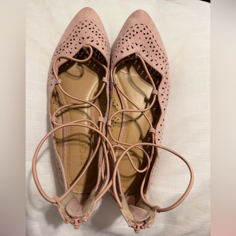 Report Light Pink Zip-Up Flats size 7.5